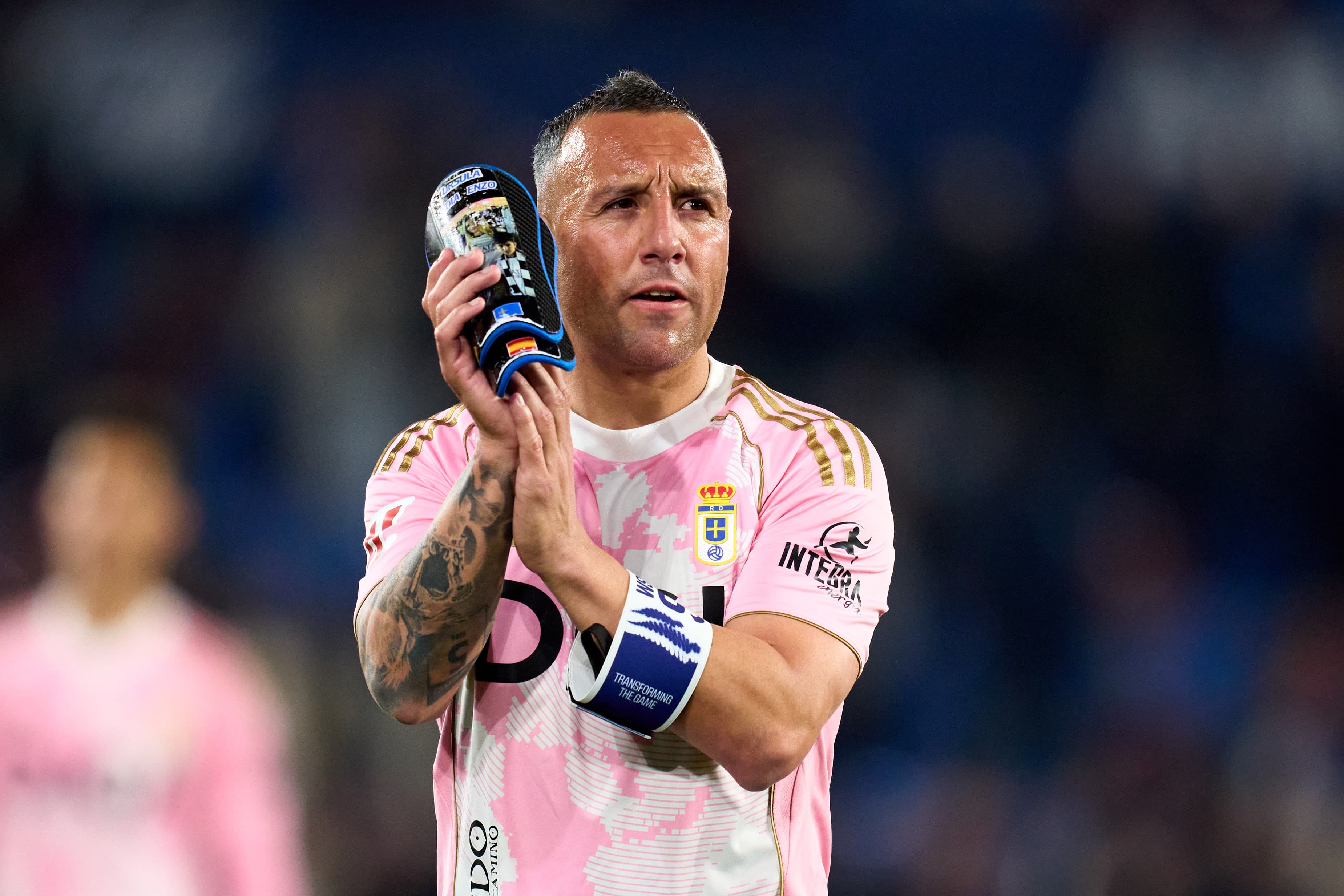 Farewell to a magician, Santi Cazorla retires from football 😢
