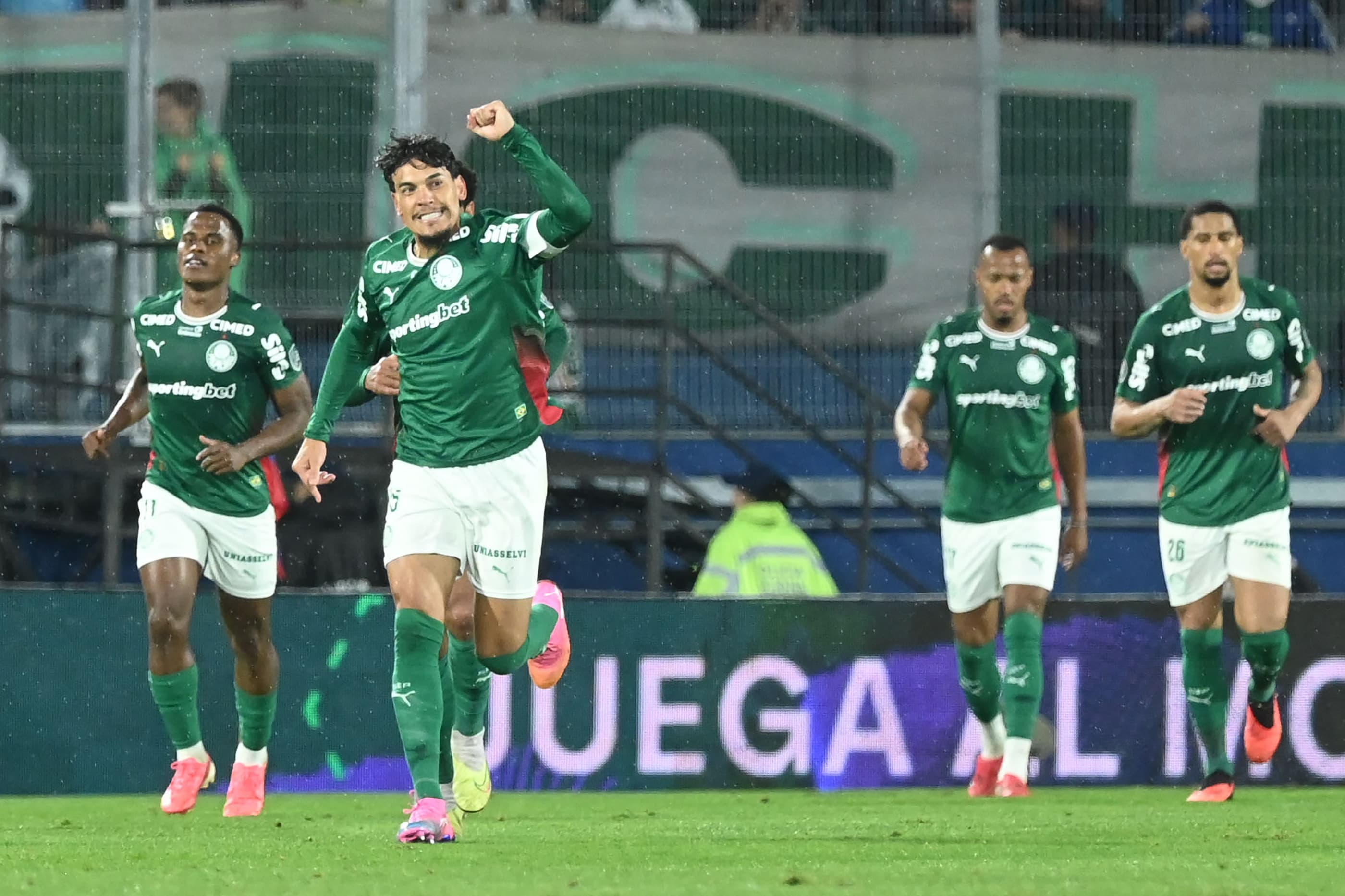 Palmeiras dispatch Cerro Porteño to go through in the Libertadores