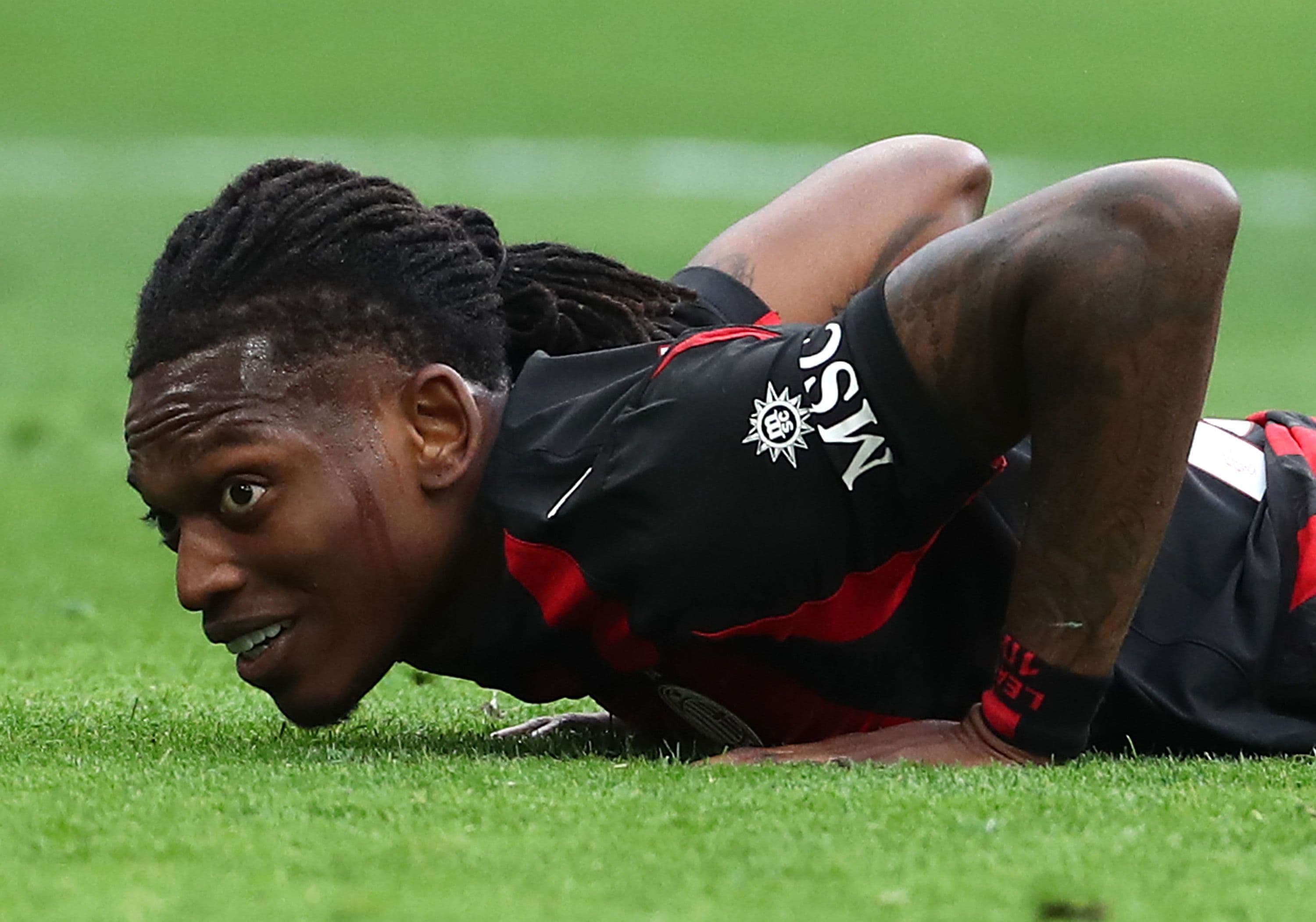 🤑 Leao heading for exit: Fenerbahce push, Milan eye replacement 👀