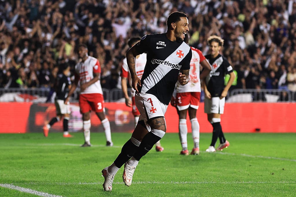 Vasco de Gama beat Santa Fe to reach Copa Sudamericana semis