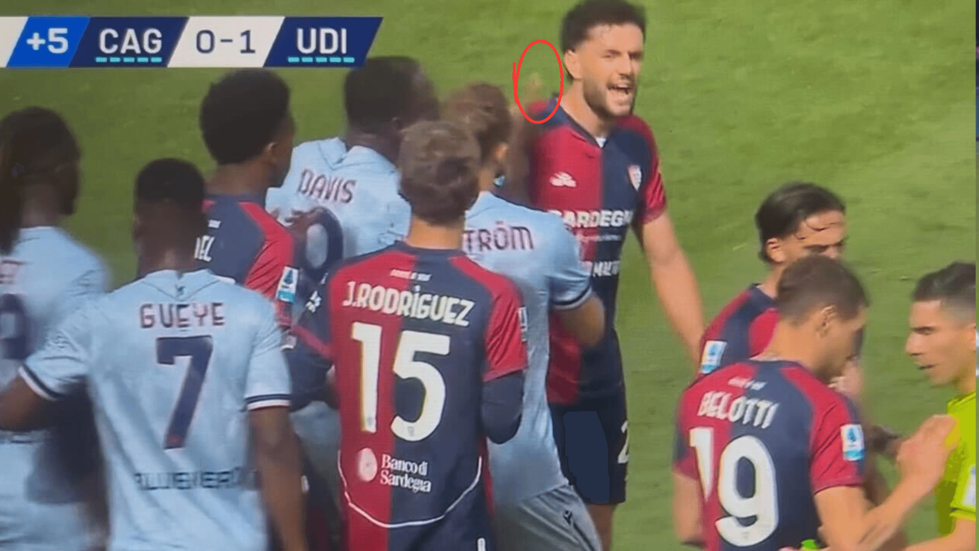 🤬 Racist abuse aimed at Davis in Cagliari-Udinese: striker furious📸
