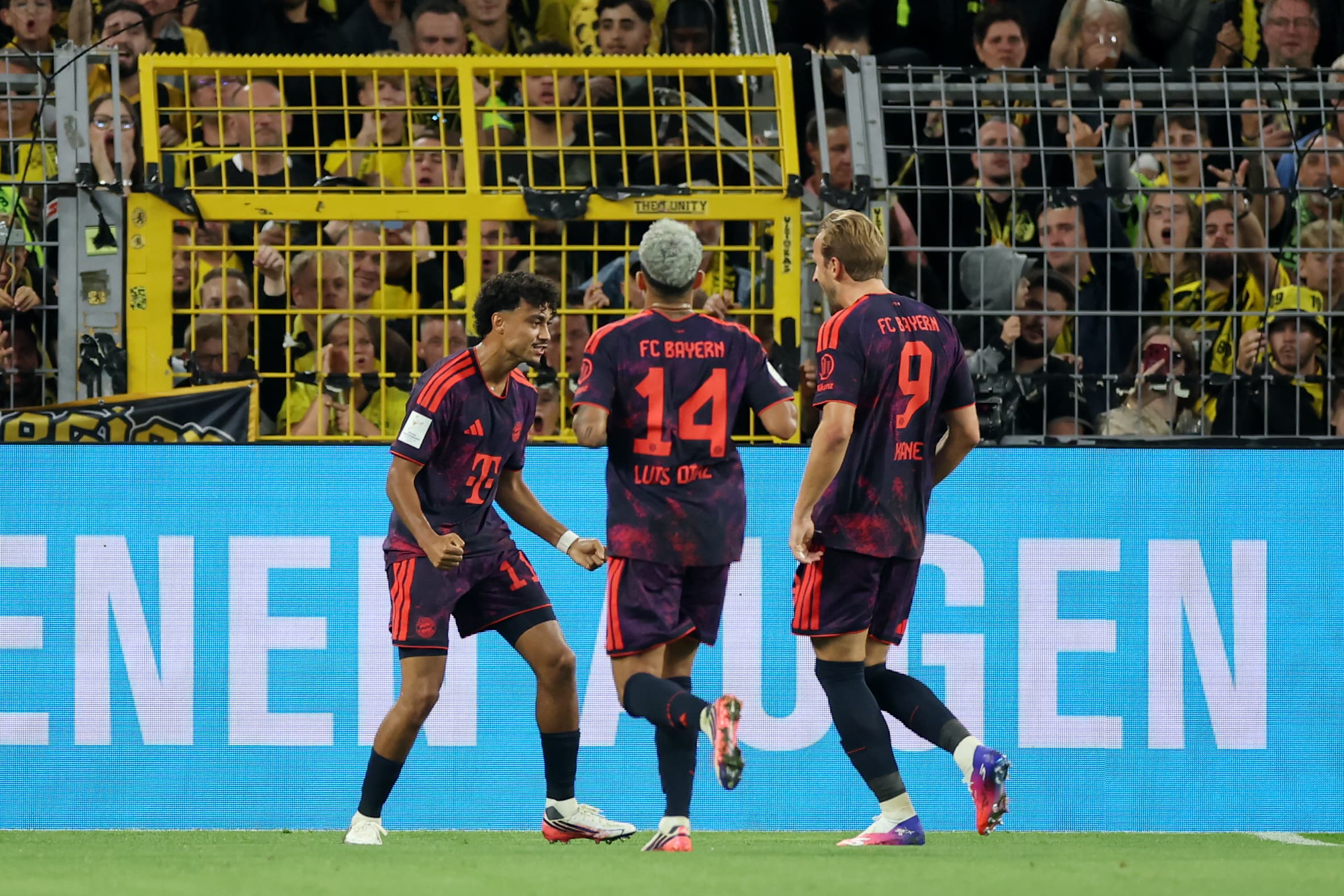 📈 Brown nets first-ever Bayern goal to repay Kompany's faith