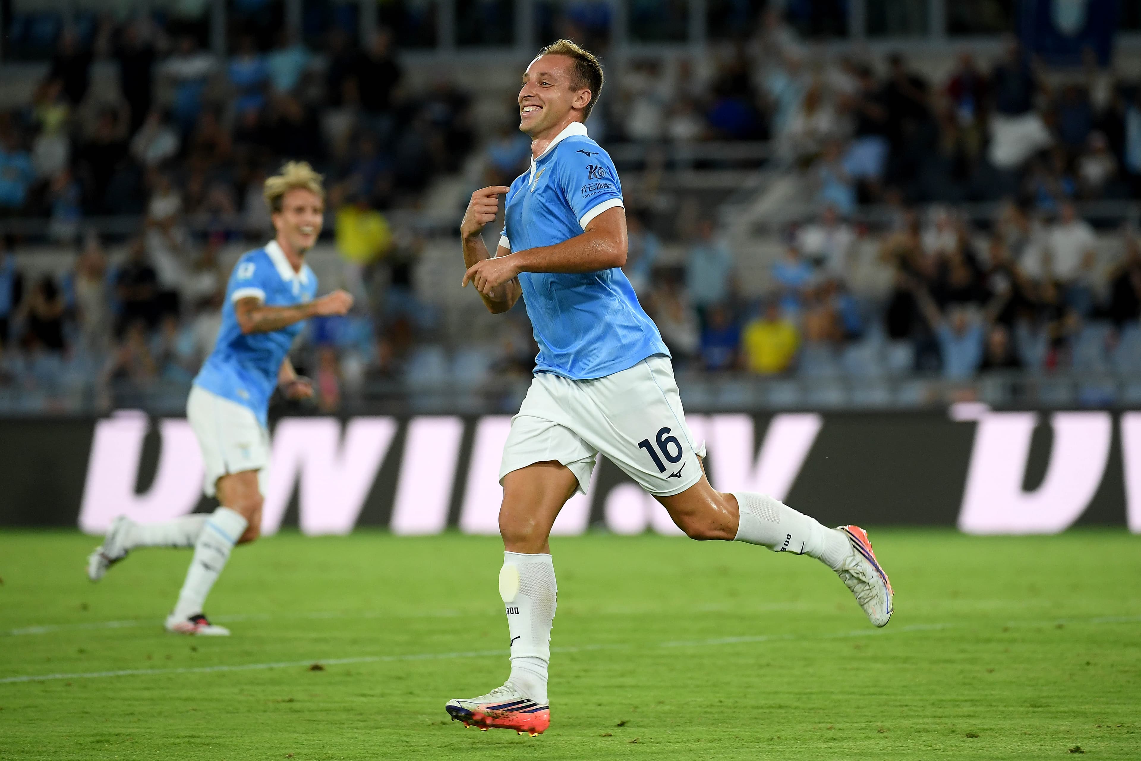 📸 Frattesi does it again: Lazio 1-0! Zaccagni-Amorim clash 🤯