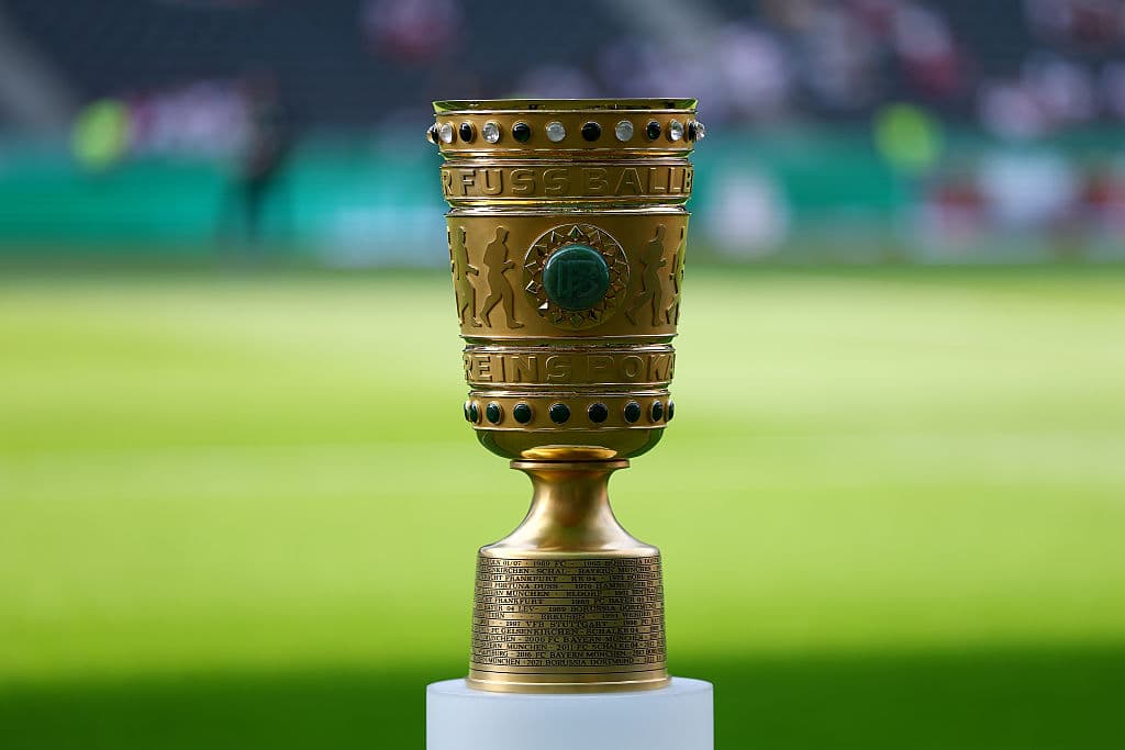 🚨Confirmed XIs: Bayern and Stuttgart battle for the German Cup