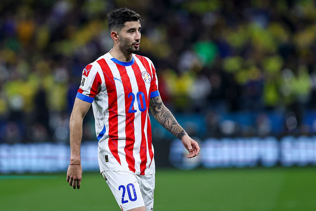 Coach explains Villasanti's absence from Copa squad