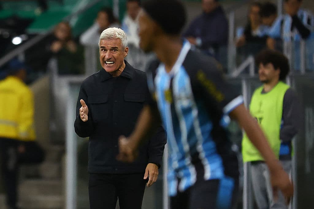 Grêmio lose striker for crunch Copa do Brasil clash 🇧🇷