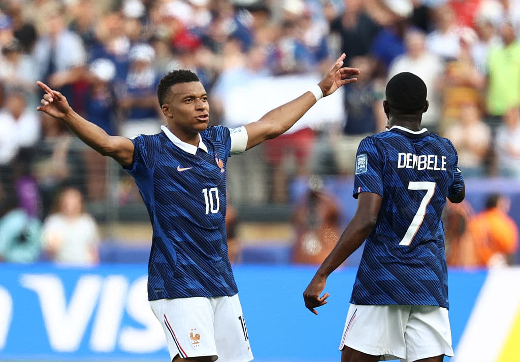 ☕️ Mbappé-Dembélé feud?, English VAR in crisis and 5️⃣ top stories