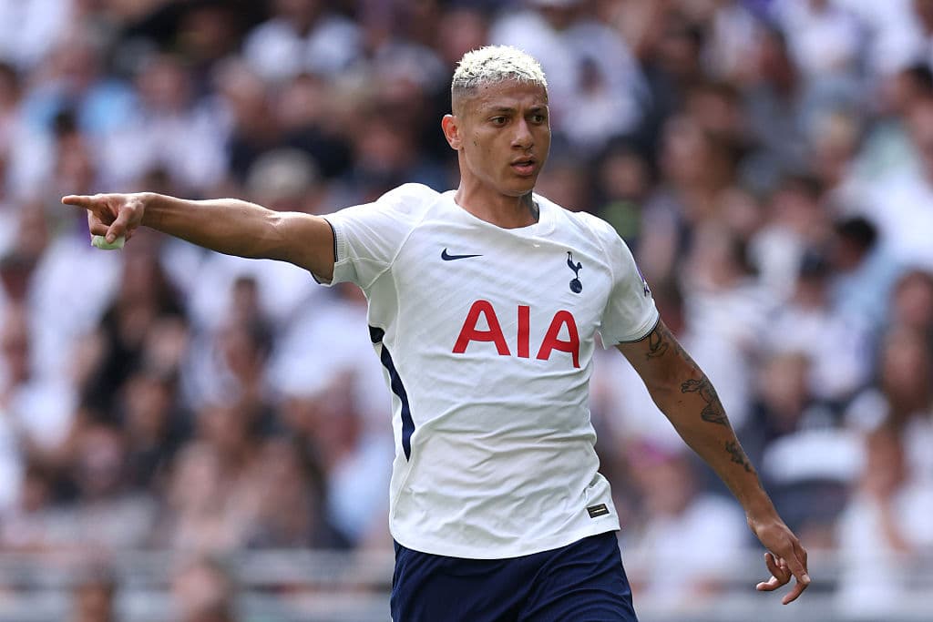 Brazilian club opens talks to try to sign Richarlison