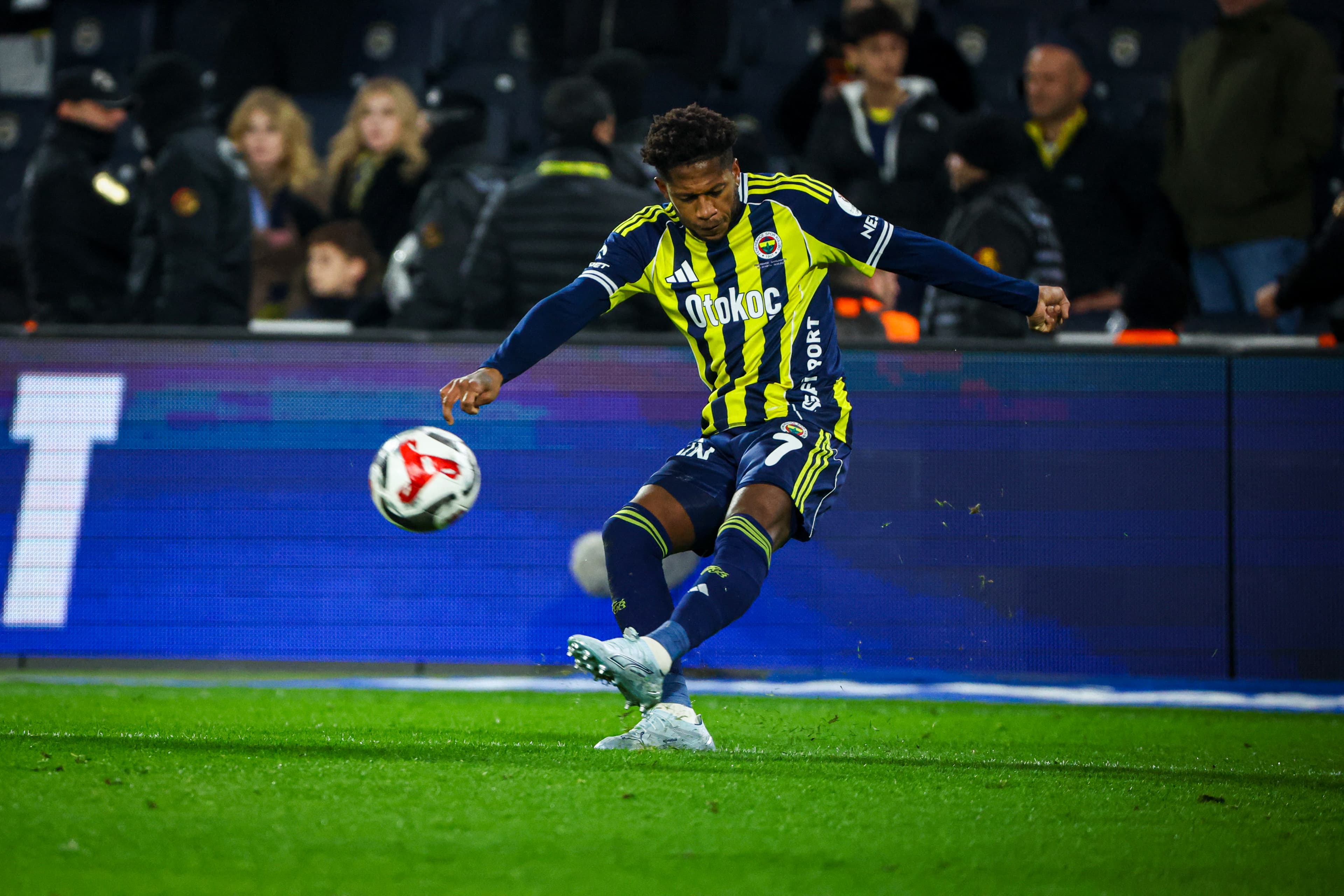 Atlético CEO gives update on move for Fred