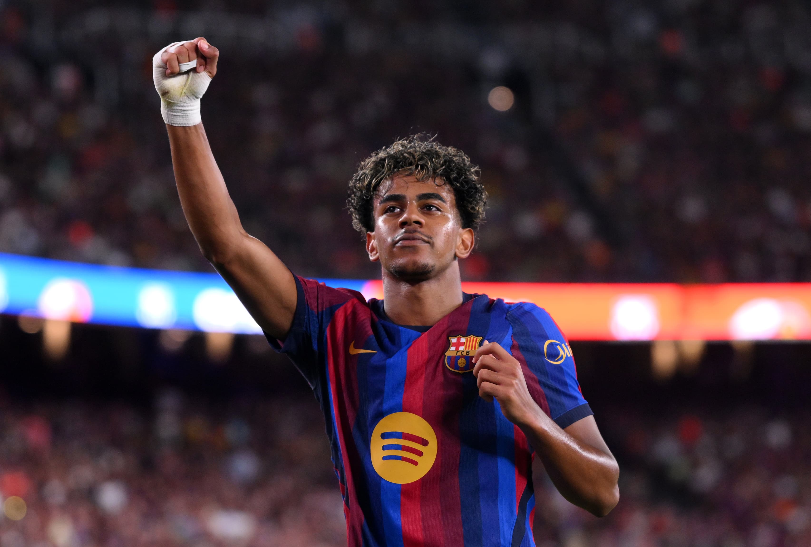 ☕️🥐 FC Breakfast: Yamal makes history 👑, Messi assessed 🥲