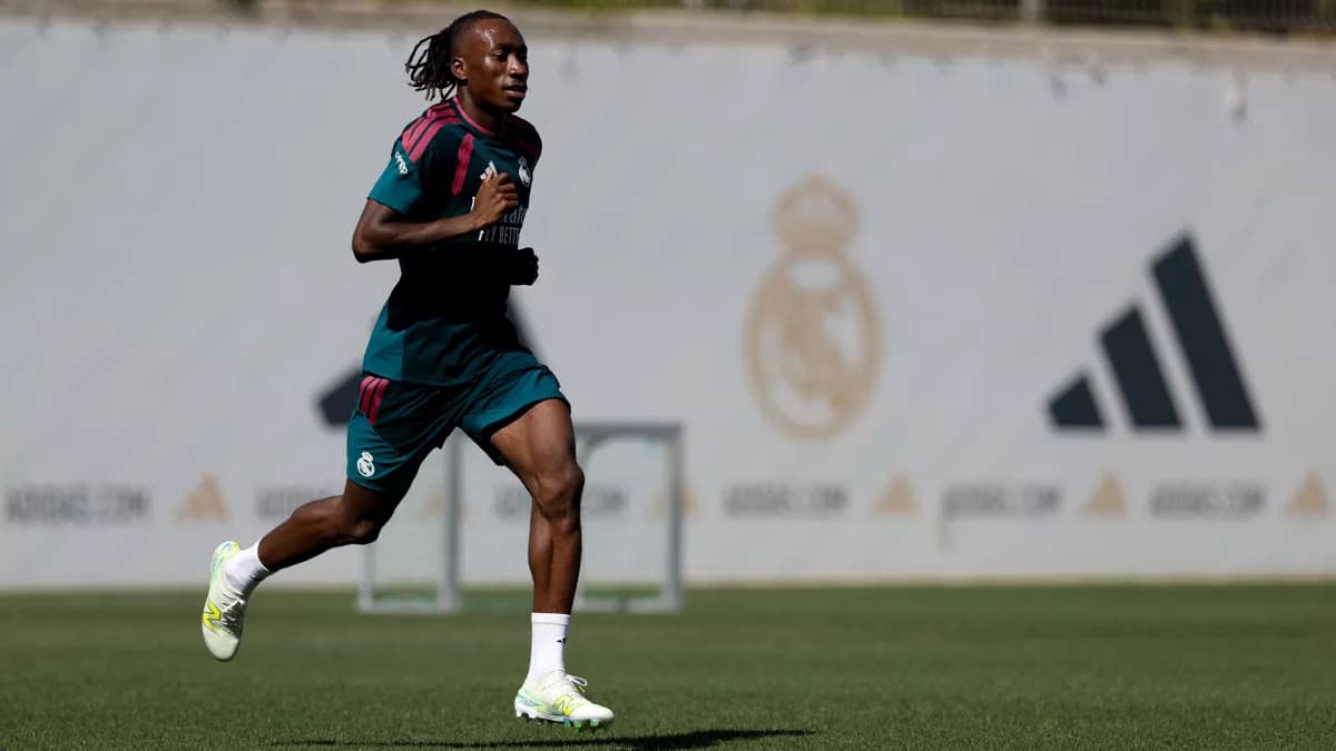 Mourinho's squad to face Deportivo, with seven absentees