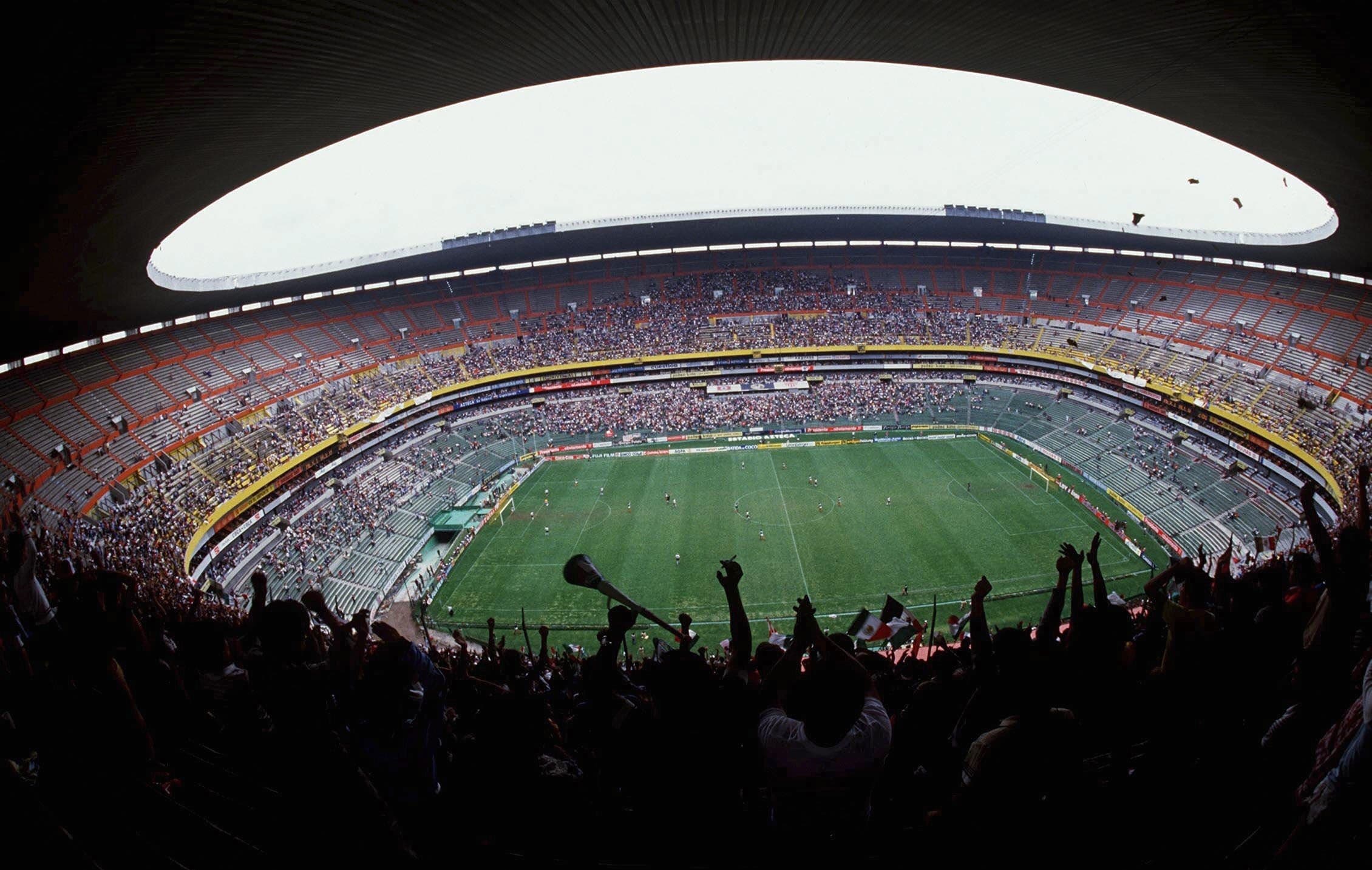 🎟️ Ticket chaos before opener: 14,000 fans sue for stadium entry