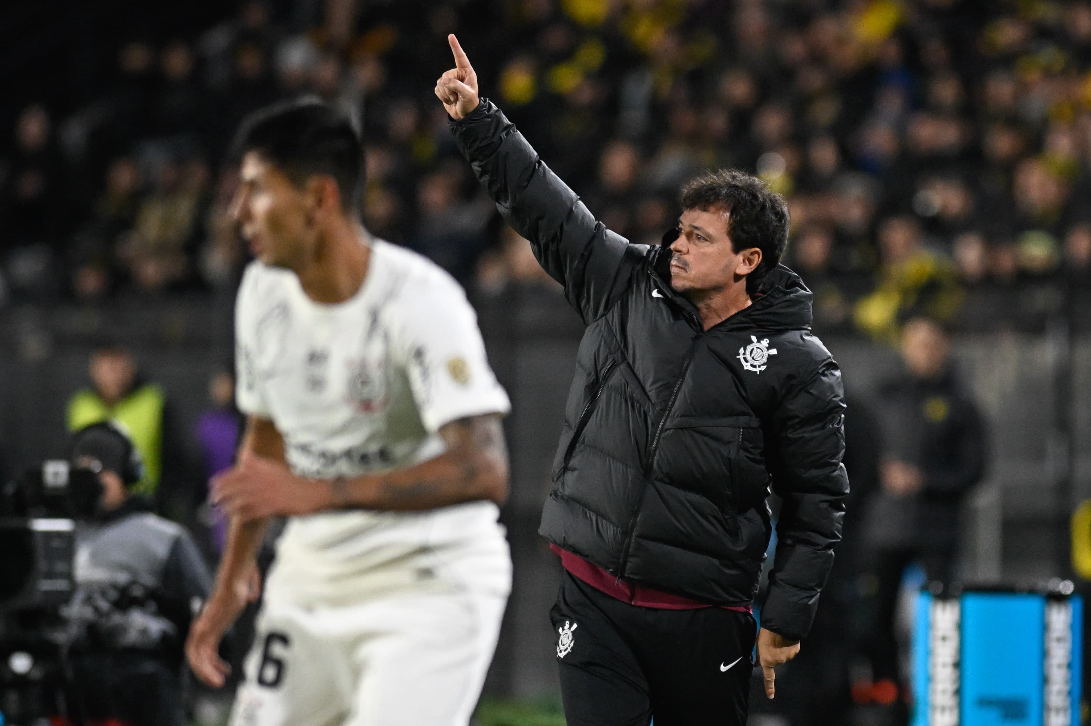 Site analyses Corinthians' set-pieces; take a look