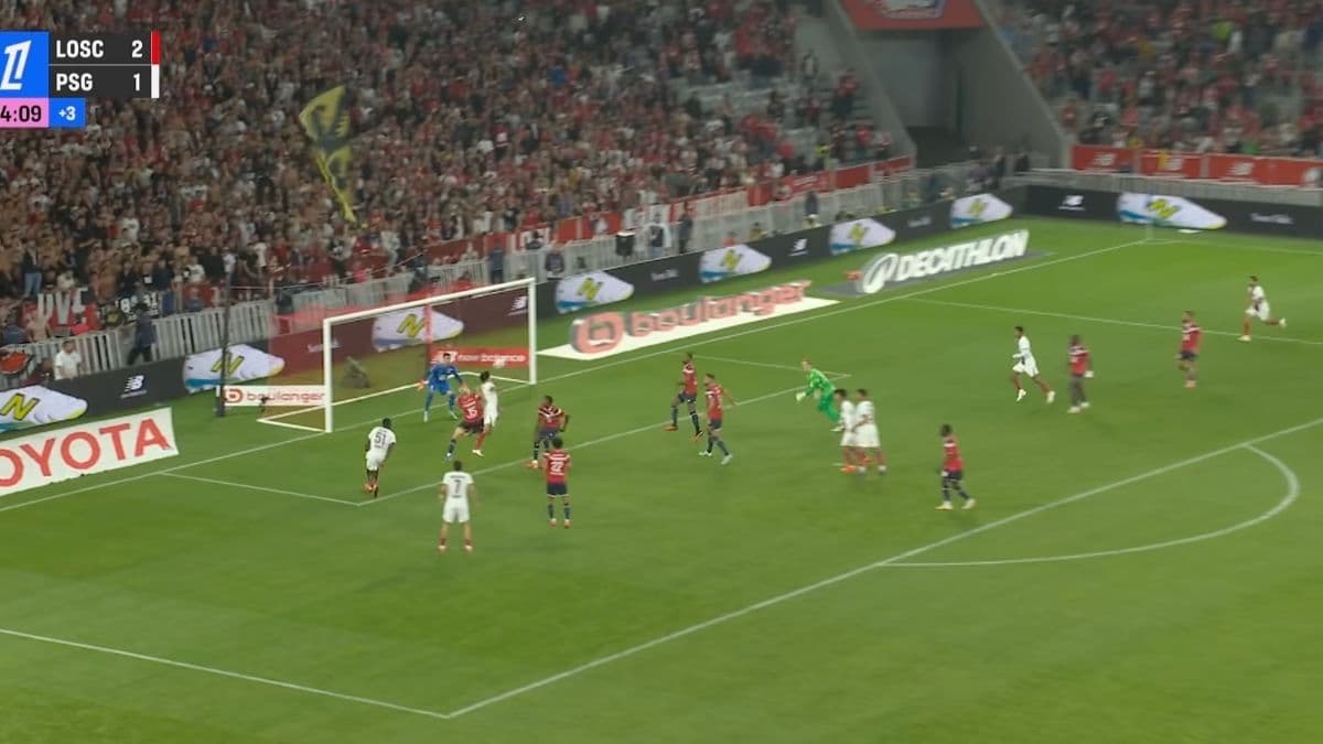 (Video): PSG score late double to level with Lille