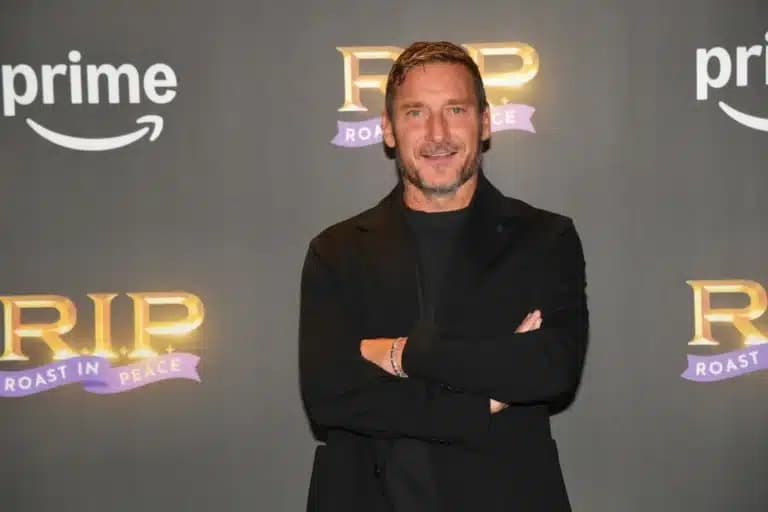 Roma continue talks for Francesco Totti’s return
