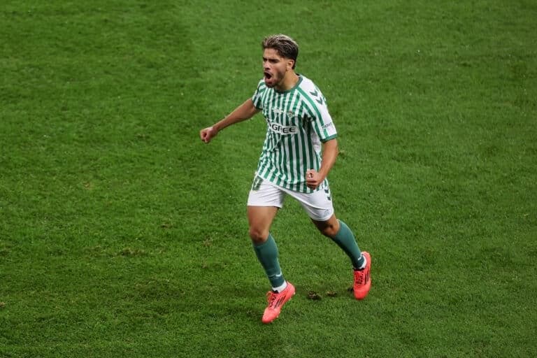 Roma advance rapidly in talks for Ezzalzouli