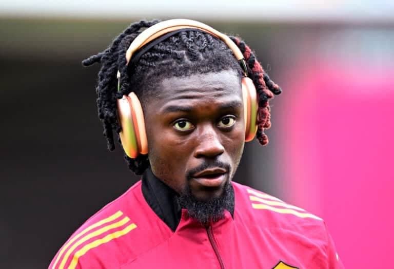Man United hold talks with Kone’s entourage