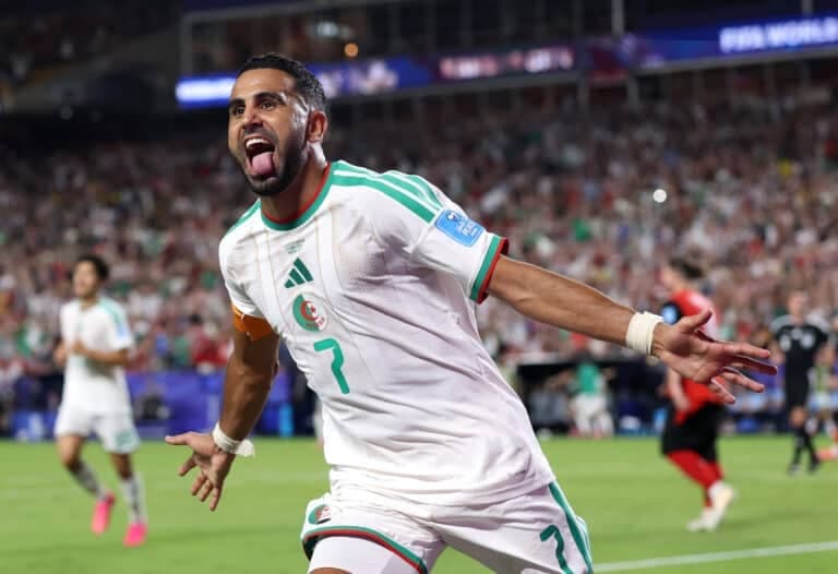 Mahrez offered to Roma as winger seeks Europe return