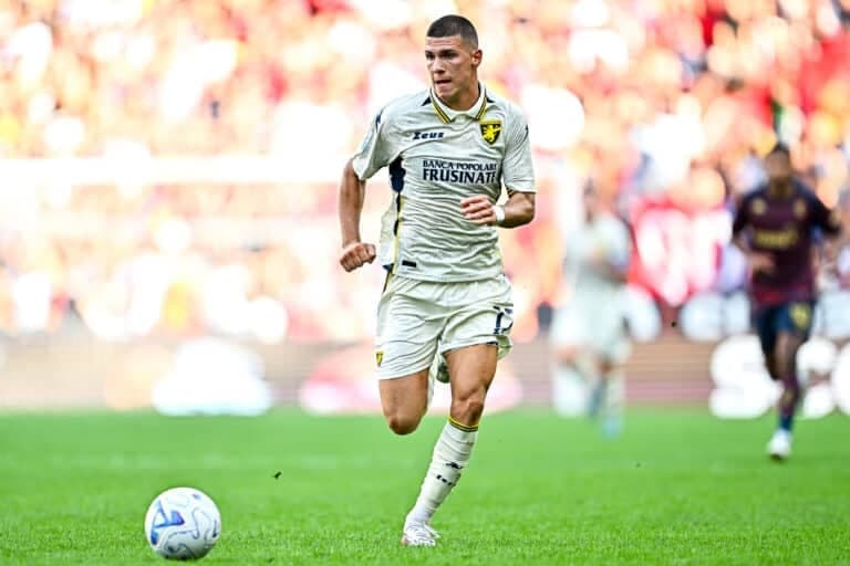 Frosinone president denies Roma-Kvernadze talks: “So far it’s just talk, no official offers.”