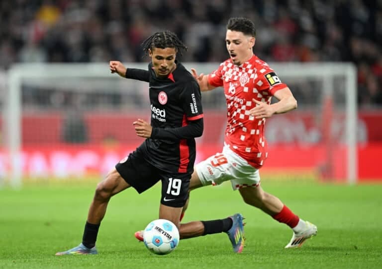 Roma monitor Frankfurt’s Bahoya and Stuttgart’s Leweling