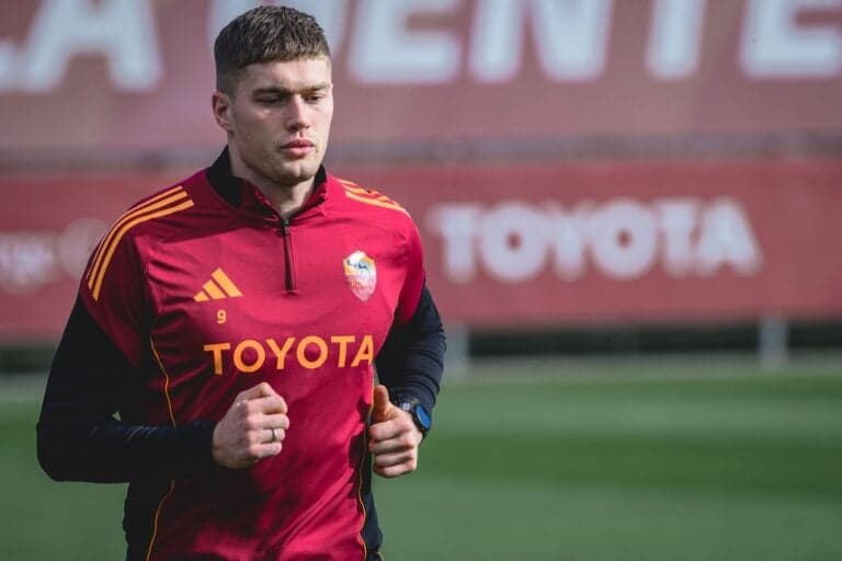 Dovbyk stalls talks with Genoa as Roma exit looms