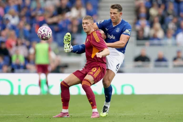 Genoa considering move for Artem Dovbyk at De Rossi’s request