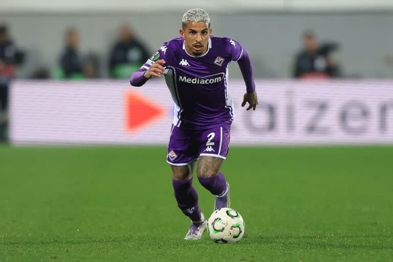 Roma hold preliminary talks with Fiorentina for Dodo
