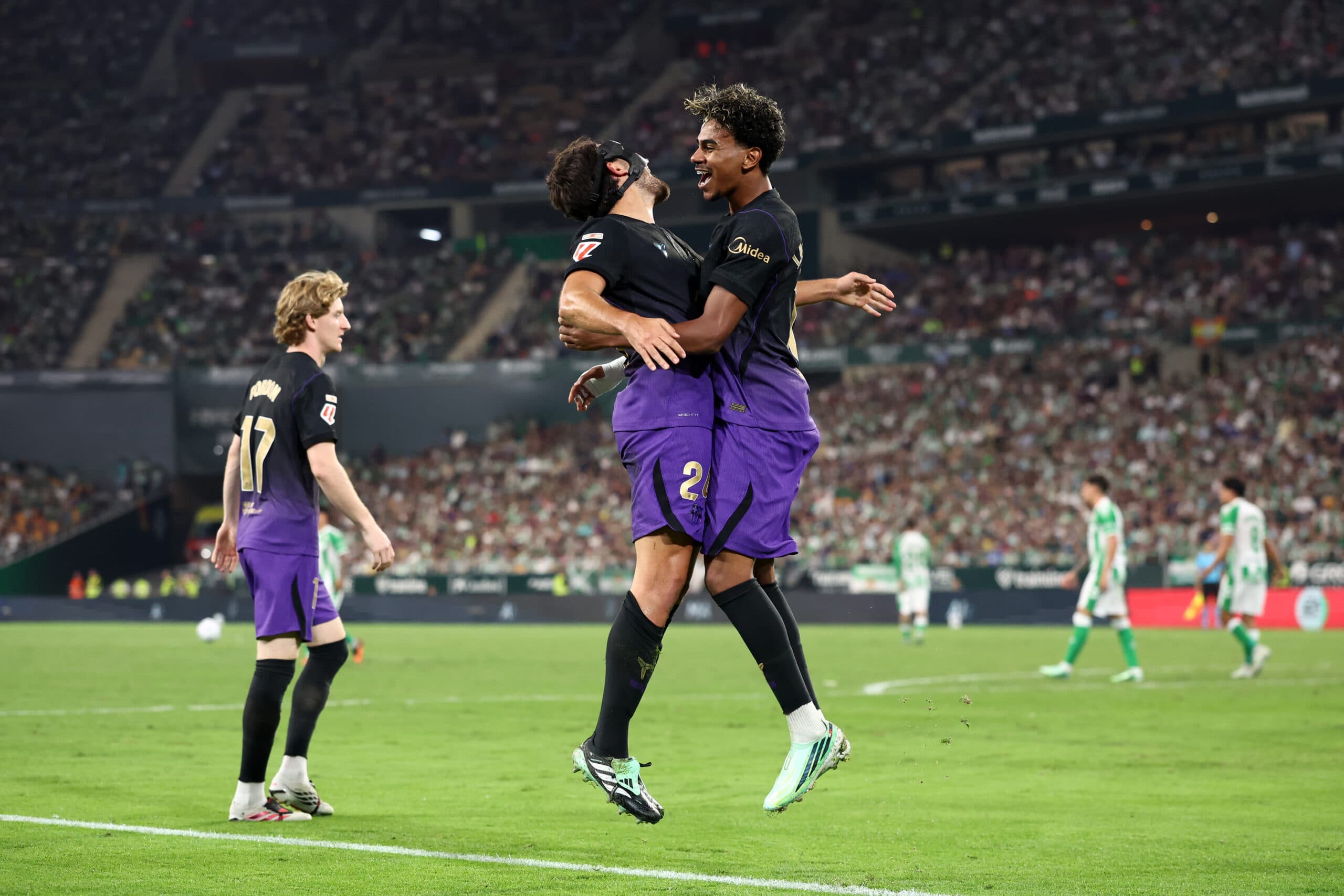 Cancelo, Gordon And Raphinha To Start | 4-2-3-1 Barcelona Predicted Lineup Vs Paris Saint-Germain