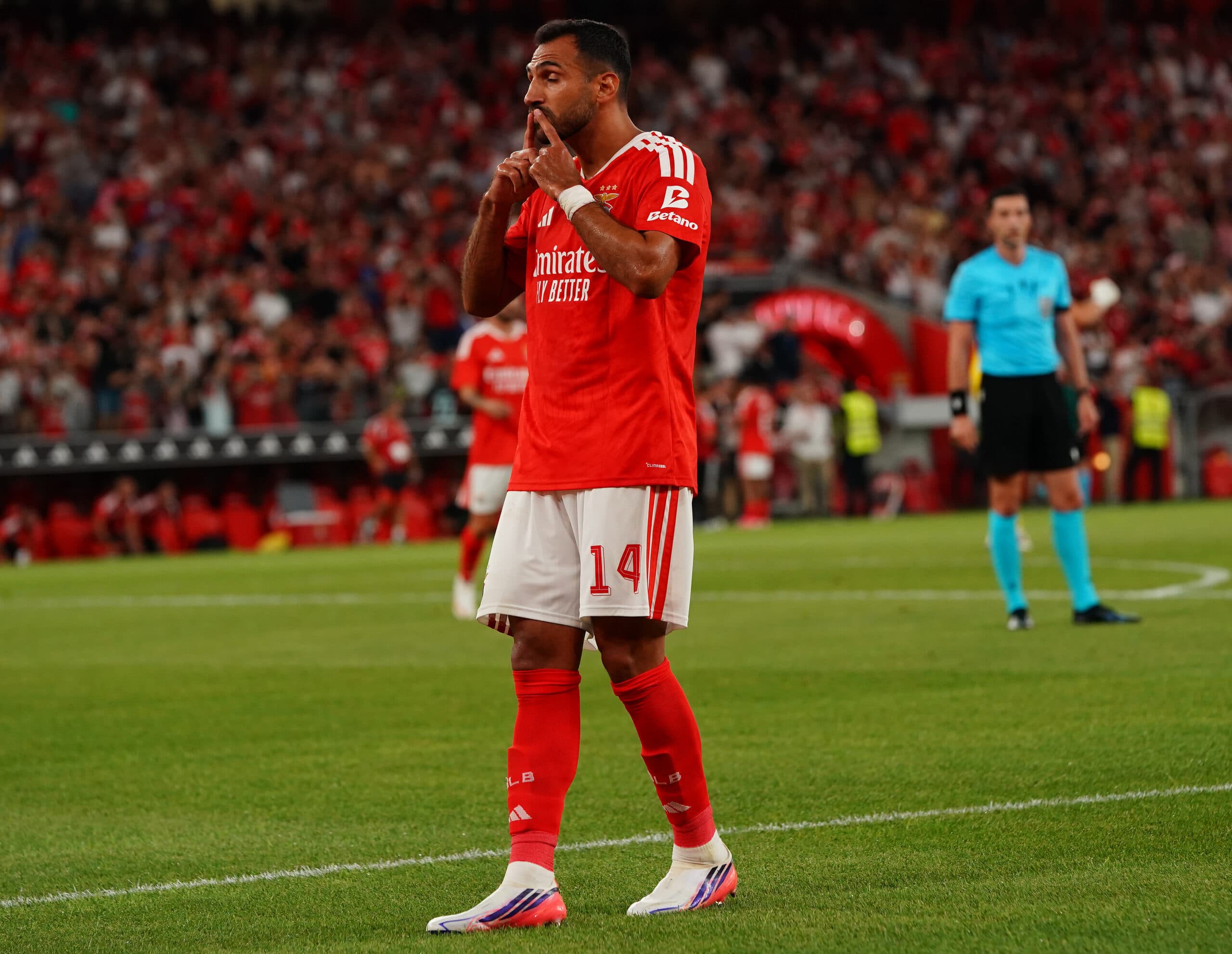 Should Aston Villa Hijack Tottenham’s Transfer Plans For This €40m Rated Striker?