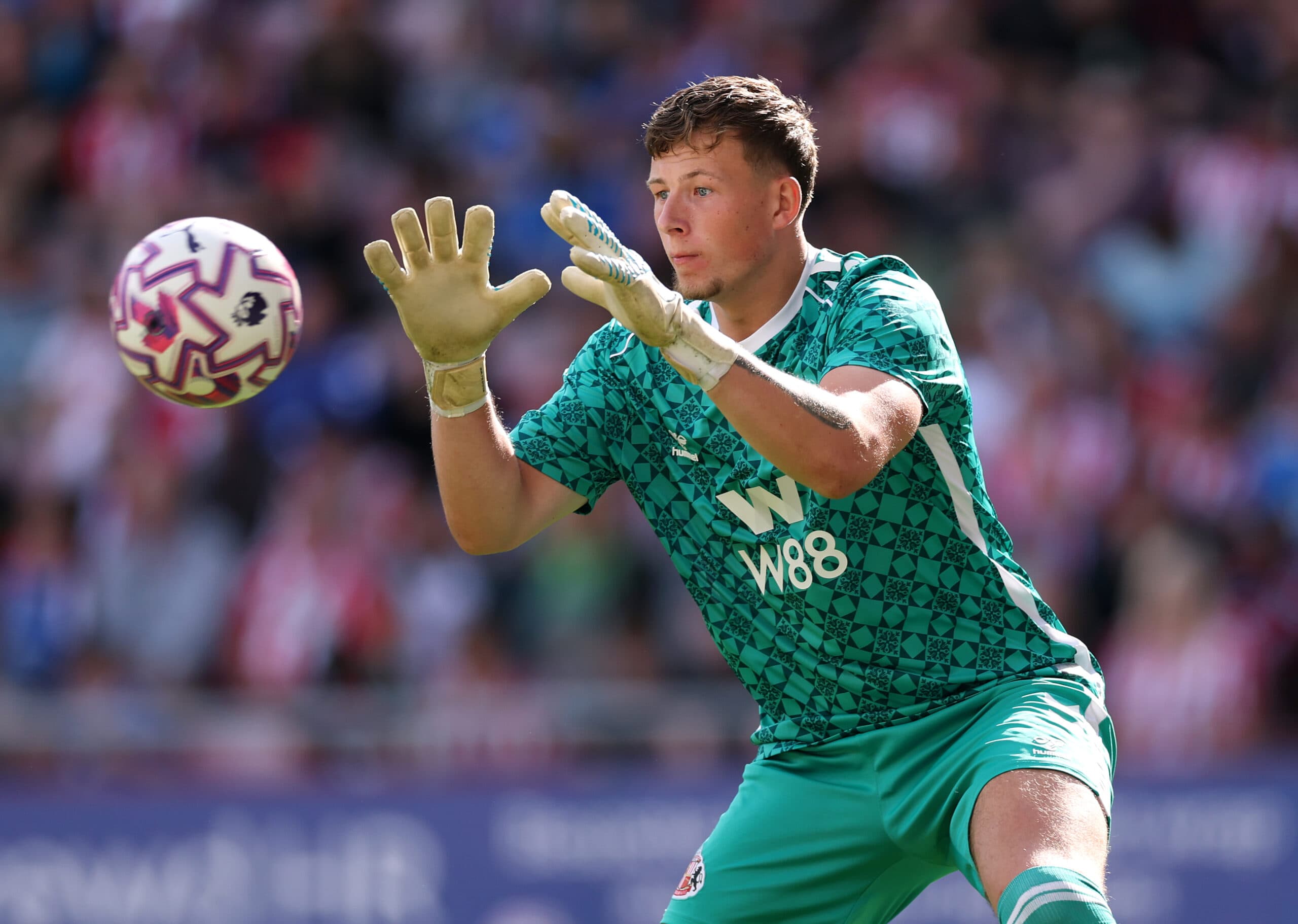 Sunderland Keeper Is On The Radar Of Wrexham: Should Le Bris Cut Him Loose?