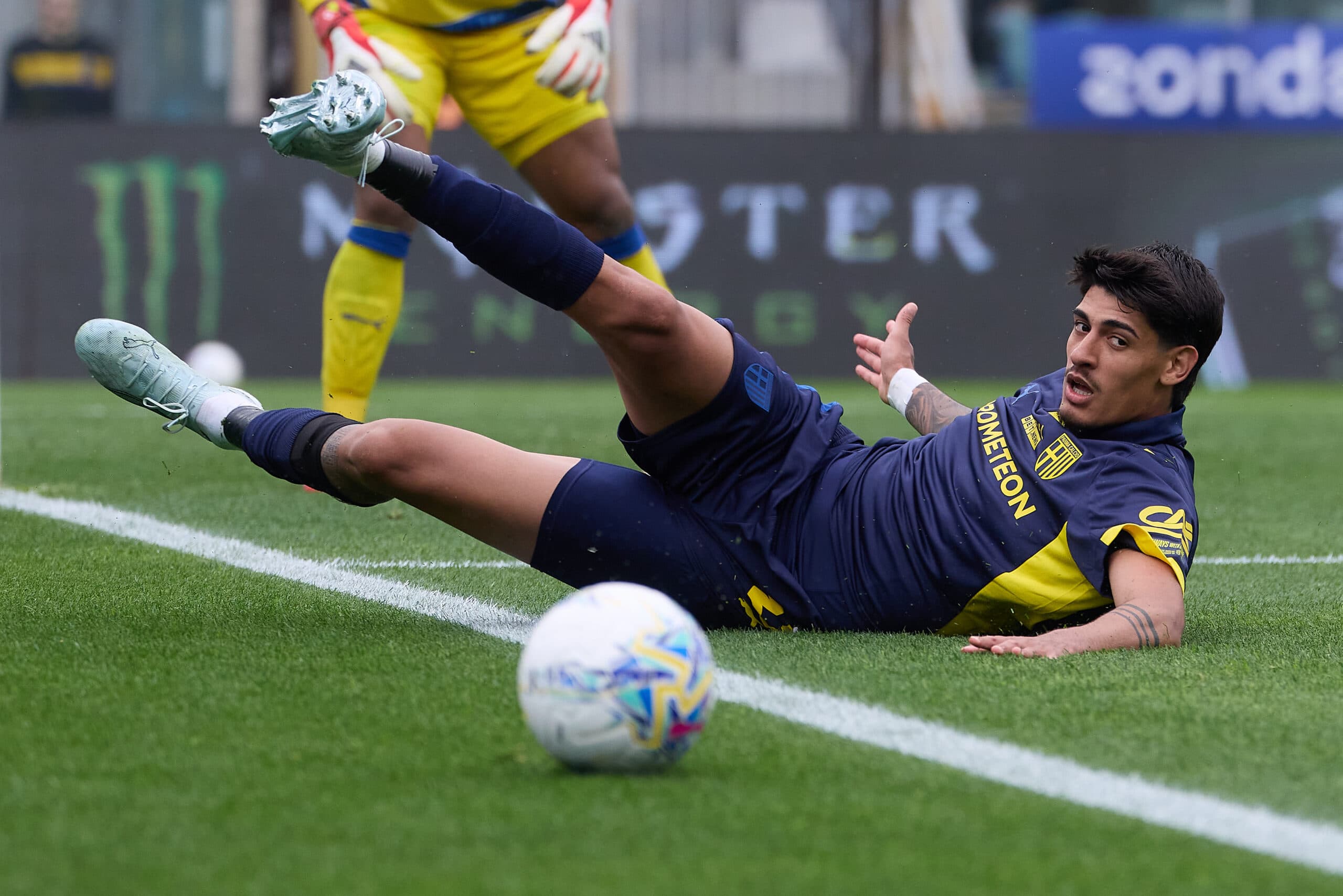 Sunderland Locked In A Battle With Leeds United For This Serie A Defender: Good Option For Le Bris?