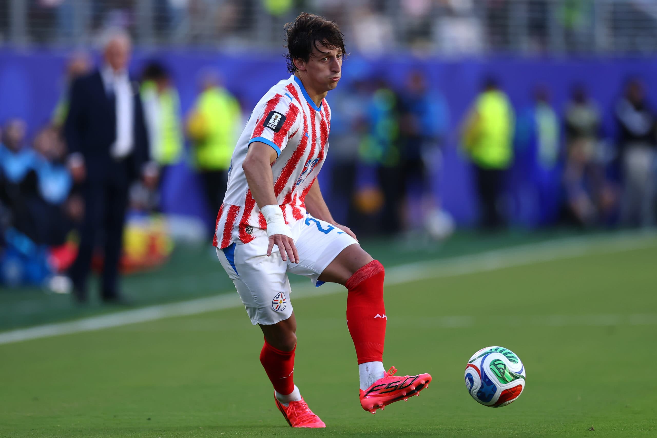 Sunderland Are In The Running To Sign This Talented Midfielder: Good Choice For Le Bris?