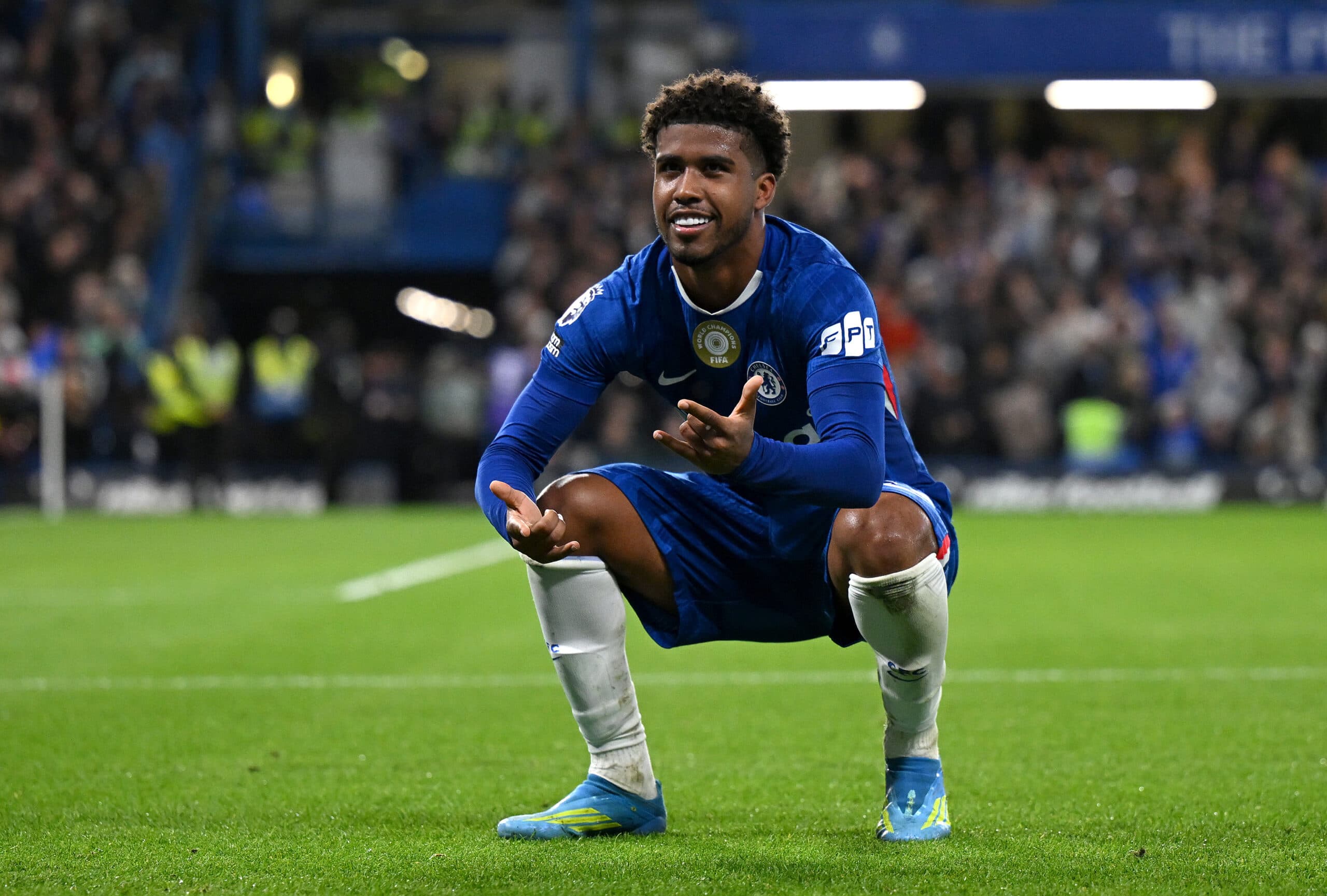 Manchester United Agree On A Deal To Land This Chelsea Midfielder: What Will He Bring To Old Trafford?