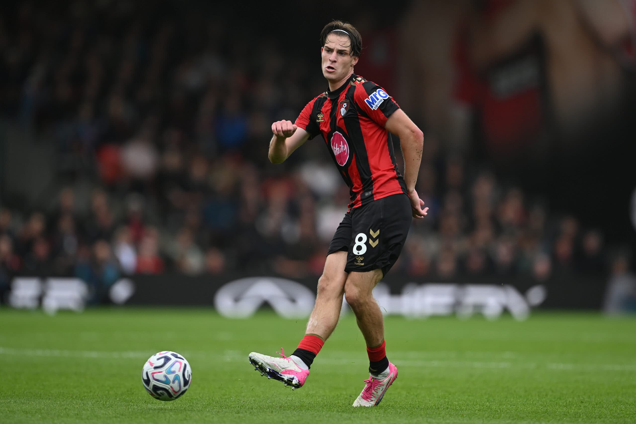 Chelsea Are Set To Rival Liverpool For This Premier League Midfielder: Should Alonso Snap Him Up?