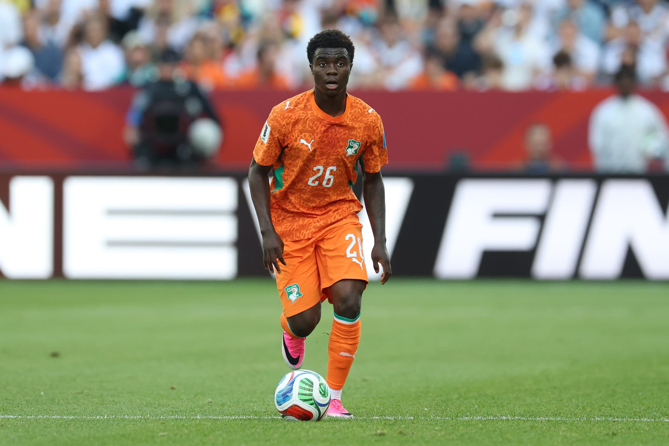 Sunderland Are Locked In A Three-Way Battle For This Talented Midfielder: Good Option For Le Bris?