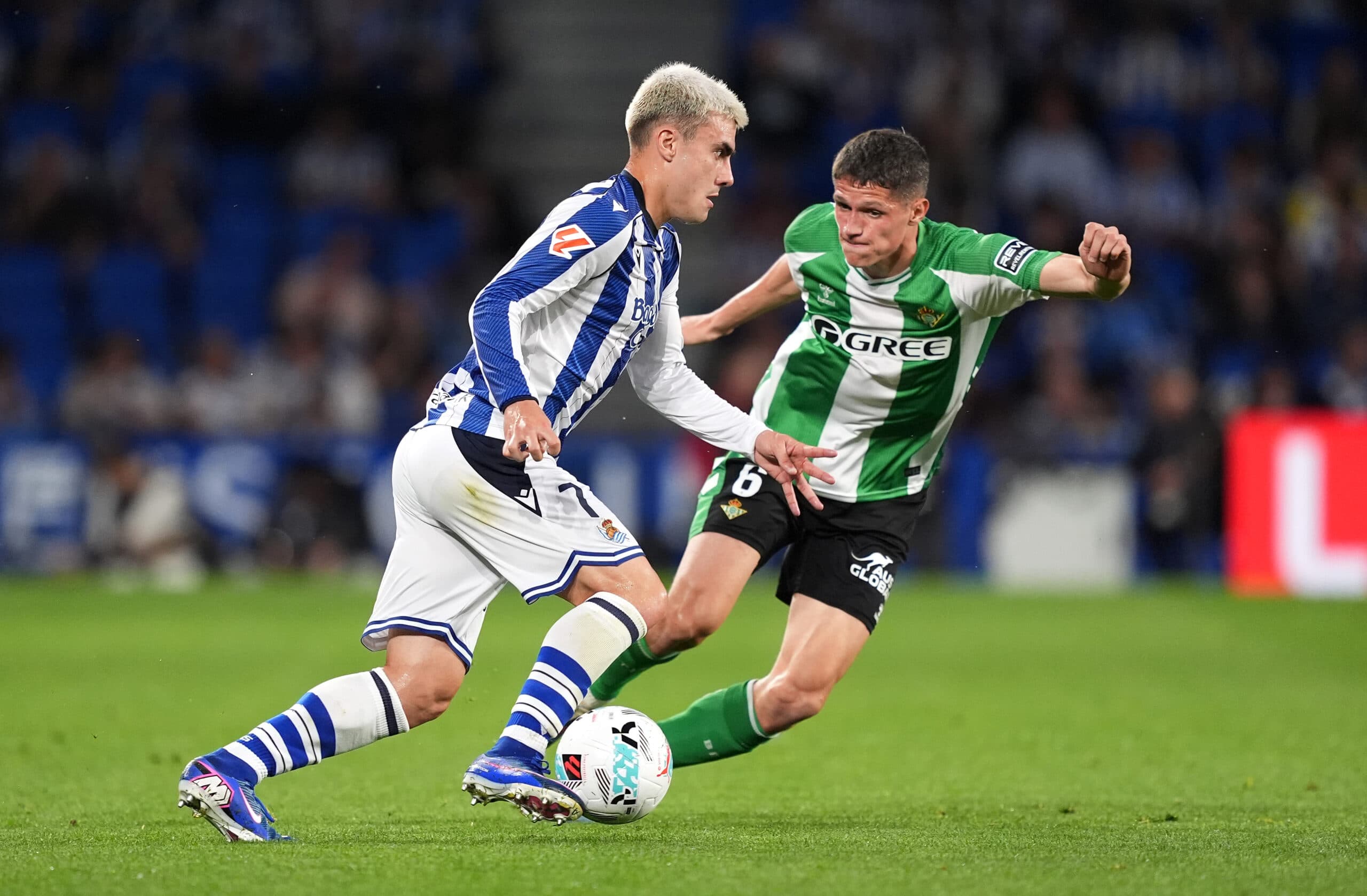 Manchester United Are Among The Clubs Hoping To Land This La Liga Winger: Good Choice For Carrick?