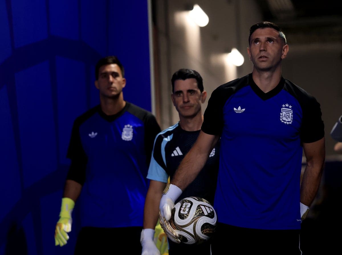 The unseen Argentina gesture inspiring Emi Martinez at World Cup
