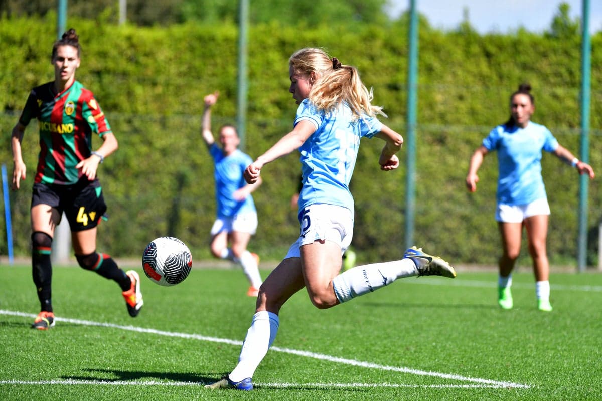 Female footballer wins landmark pregnancy discrimination case against club