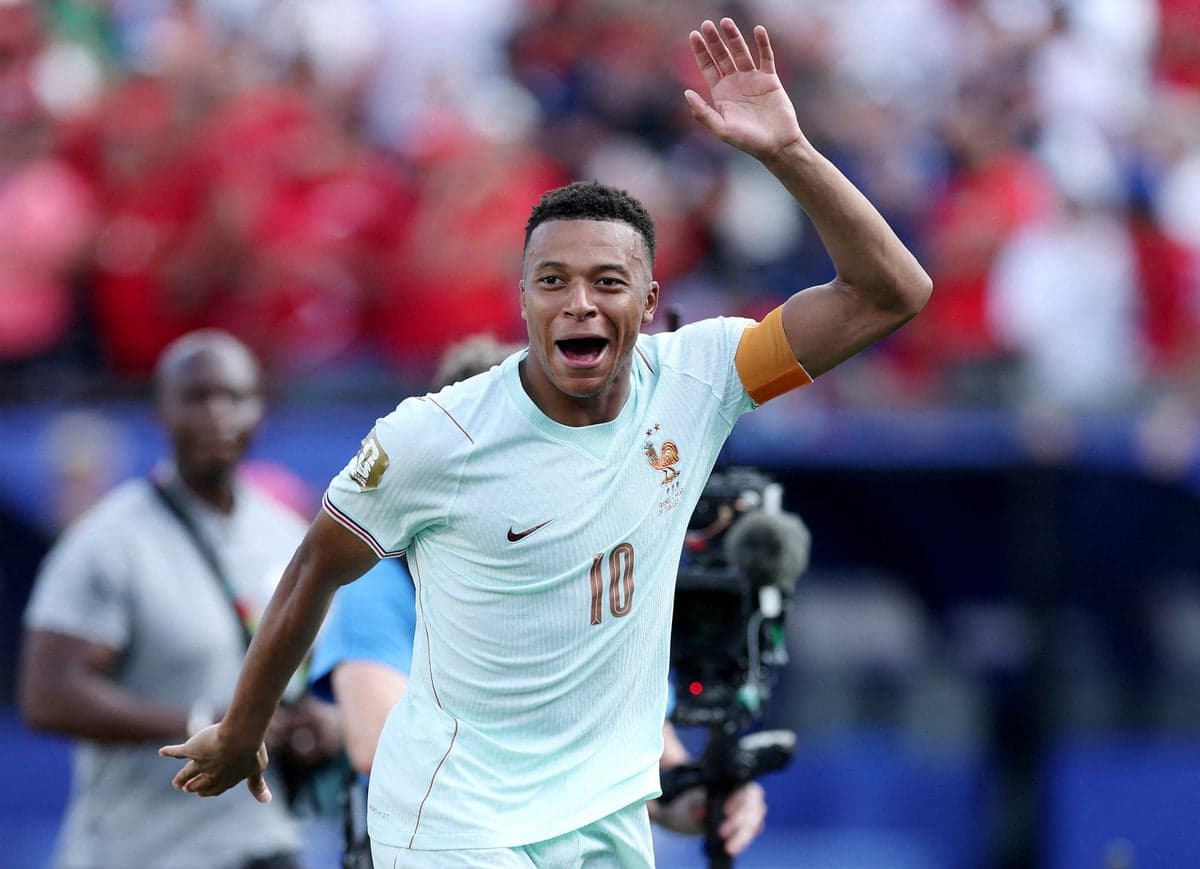 Ex-Spanish PM accused of racism after claiming France’s World Cup team ‘does not have any French players’