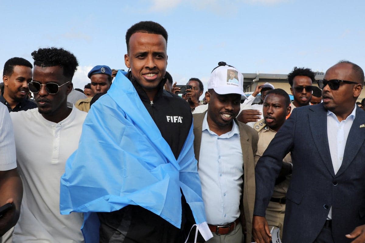 Somali World Cup referee denied entry to US arrives home to hero’s welcome