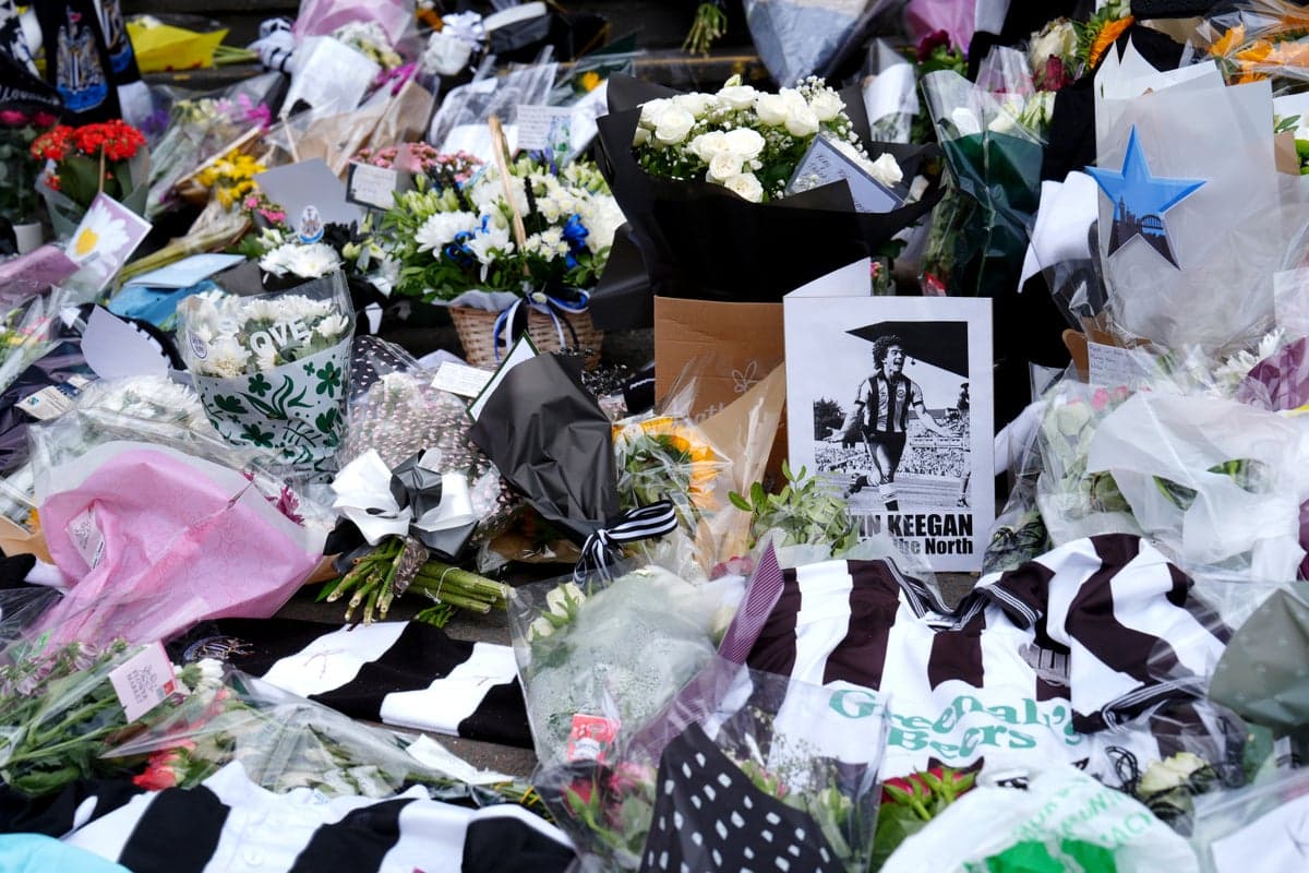 Newcastle United and Liverpool in talks over Kevin Keegan tribute for Premier League opener