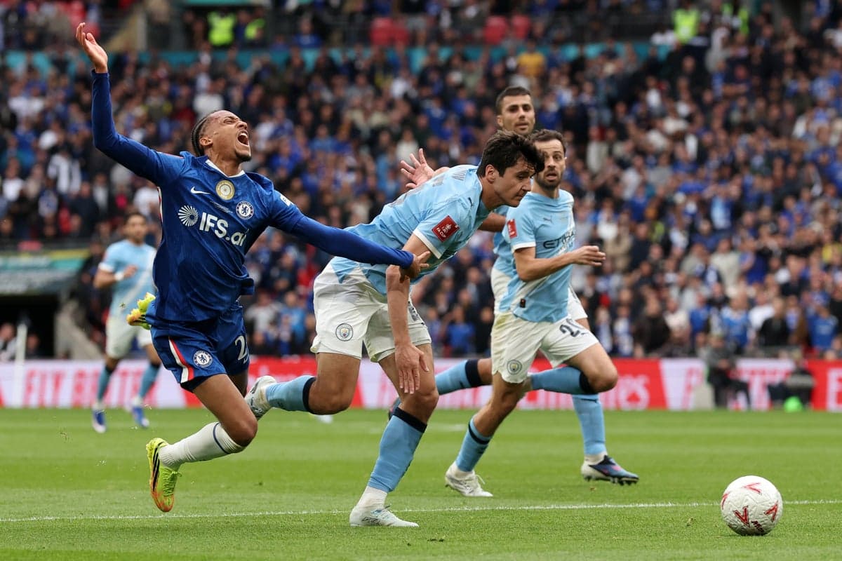 Why were Chelsea denied a penalty after Joao Pedro appeal in FA Cup final against Man City?