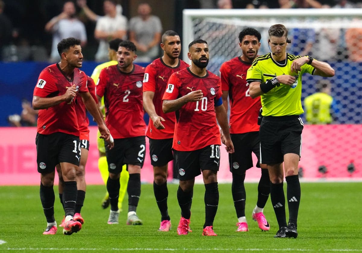 Fifa accused of World Cup ‘fix’ after Egypt’s controversial defeat to Argentina