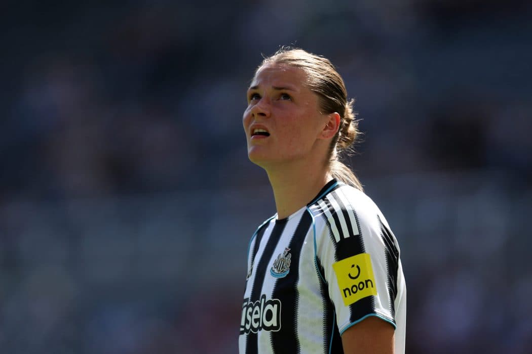 Defender Grec leaves Newcastle United