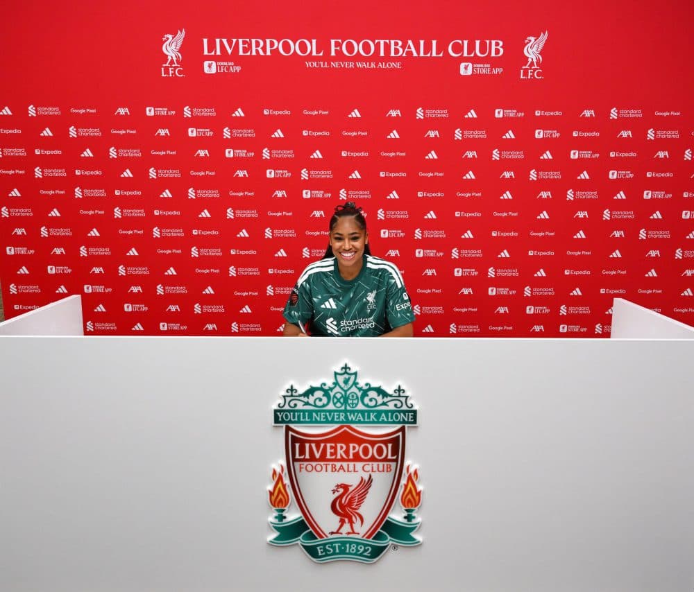 Liverpool sign Manchester City goalkeeper Keating