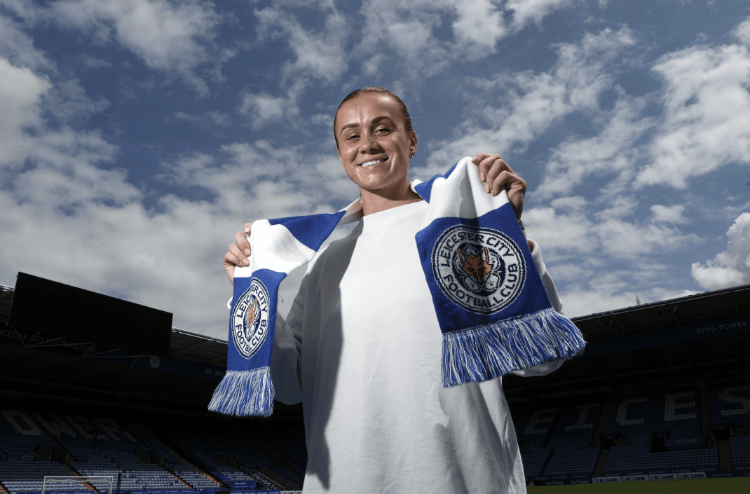 Leicester City sign former Rangers defender Eddie