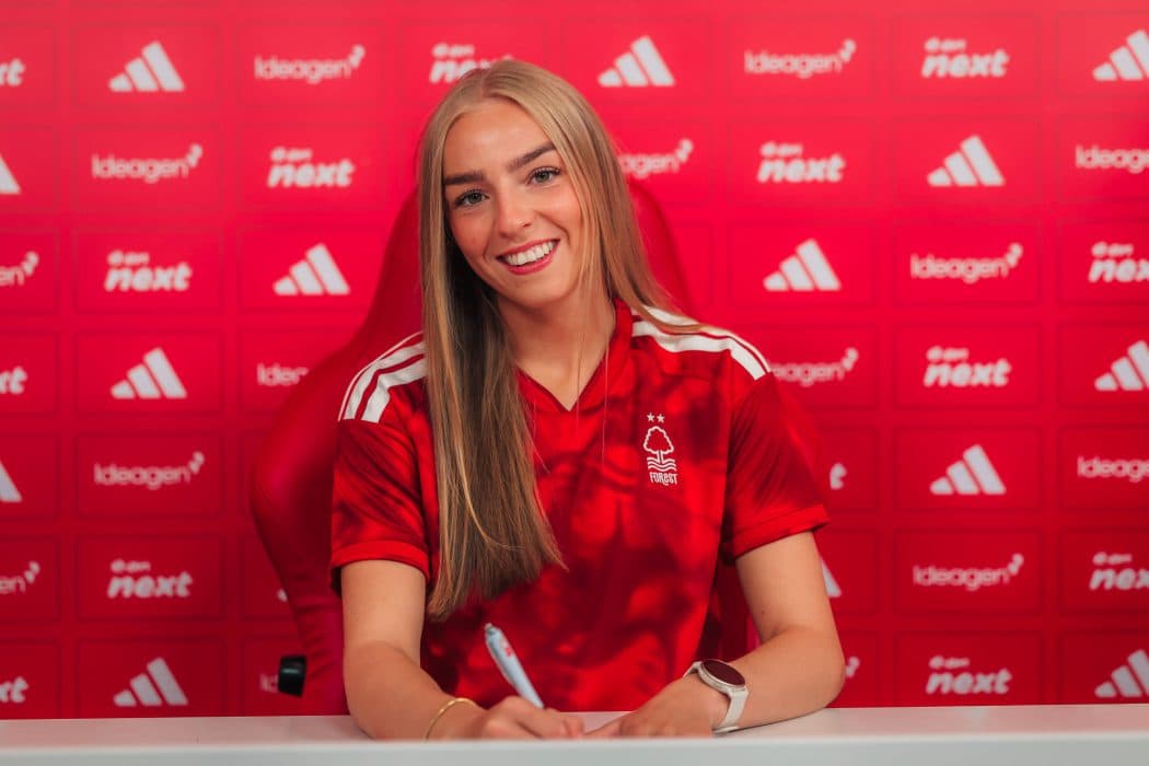 Nottingham Forest sign Manchester City defender Thomas on loan