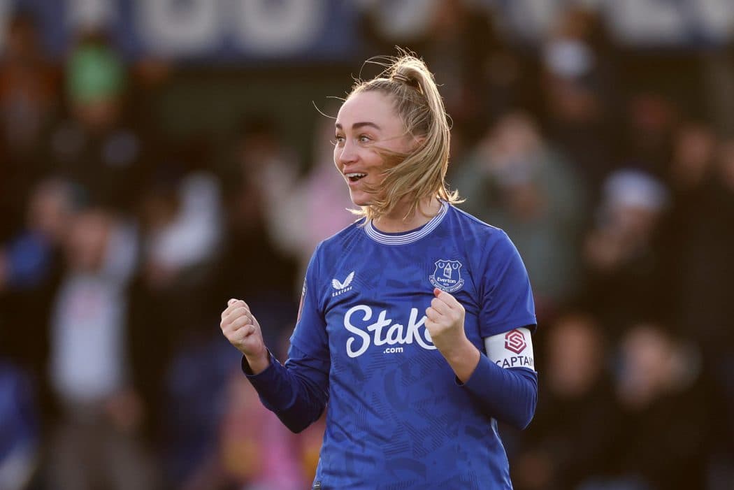 Club captain Finnigan signs new Everton deal