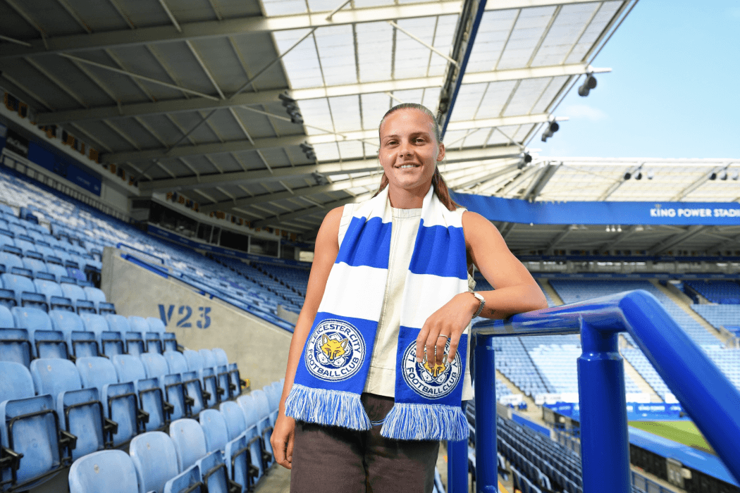 Leicester City sign Aston Villa defender Mayling