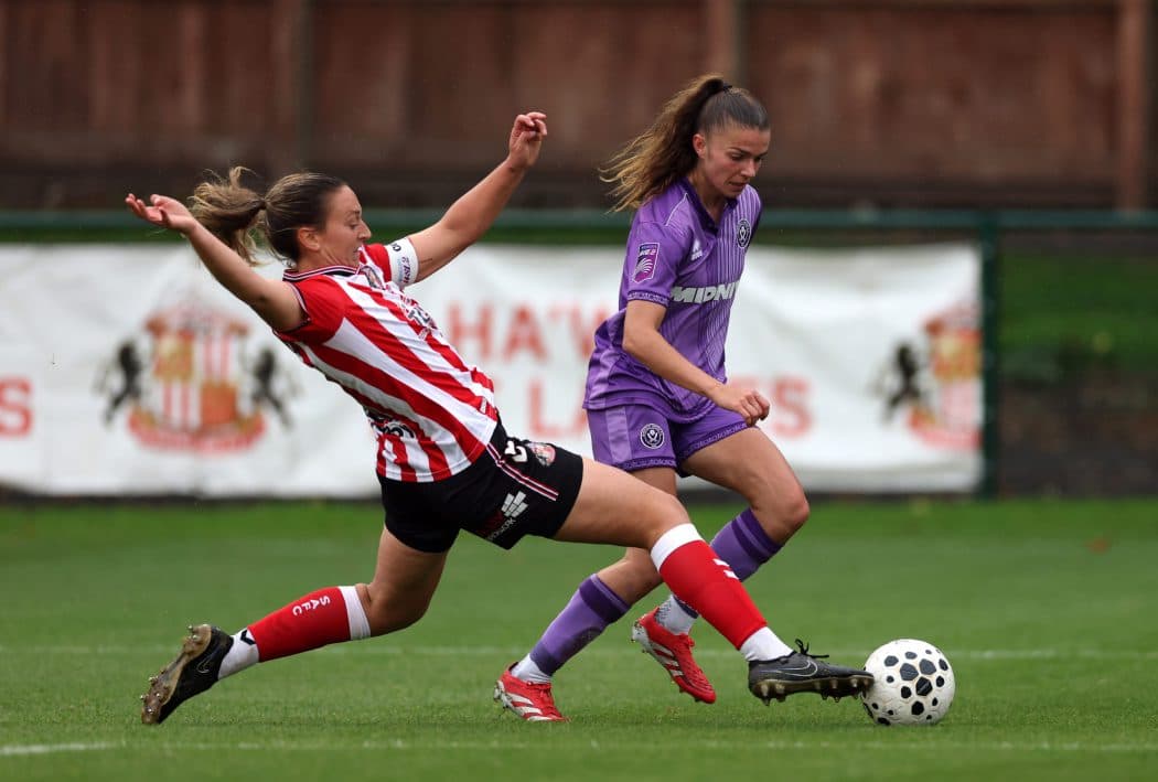 Sunderland defender Westrup signs new deal